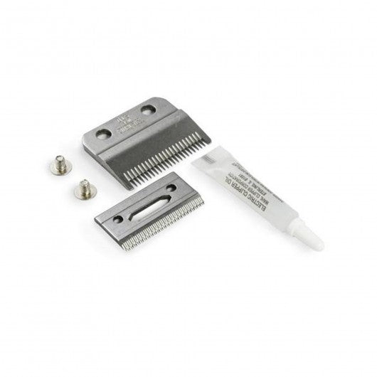 Stagger-Tooth 2-Hole Clipper Blade Set + Oil